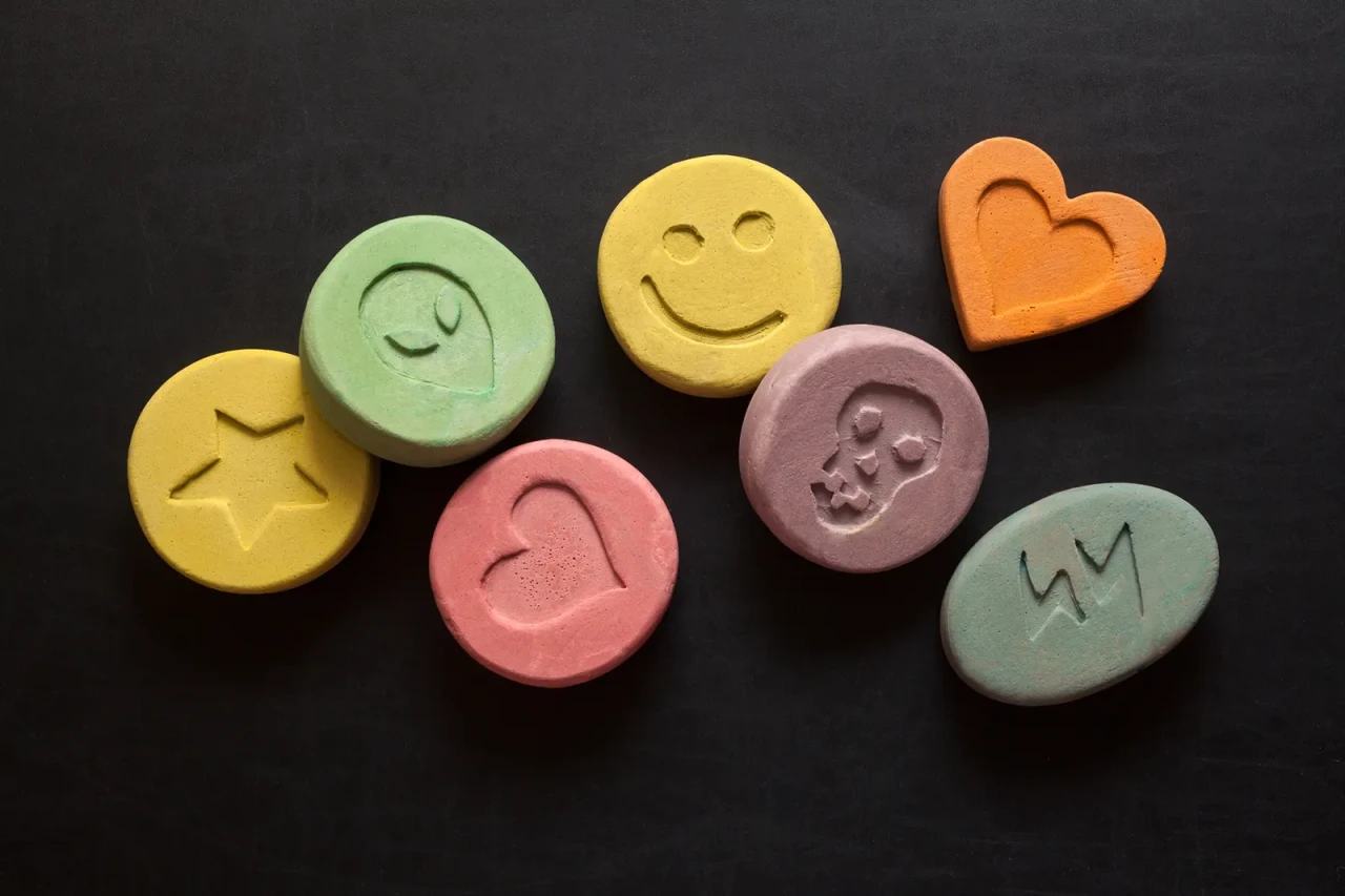 colorful-mdma-pills