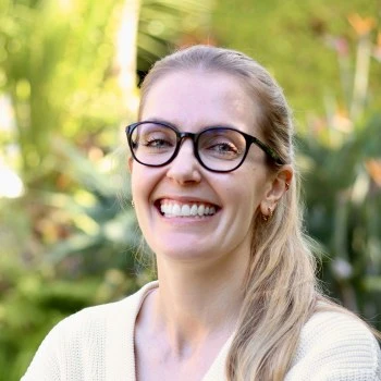 Portrait of Kelly Jacobs, clinical psychologist at rehab clinic in South Africa.